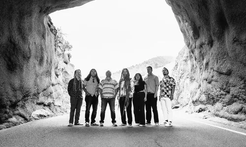 Mike Love & The Full Circle